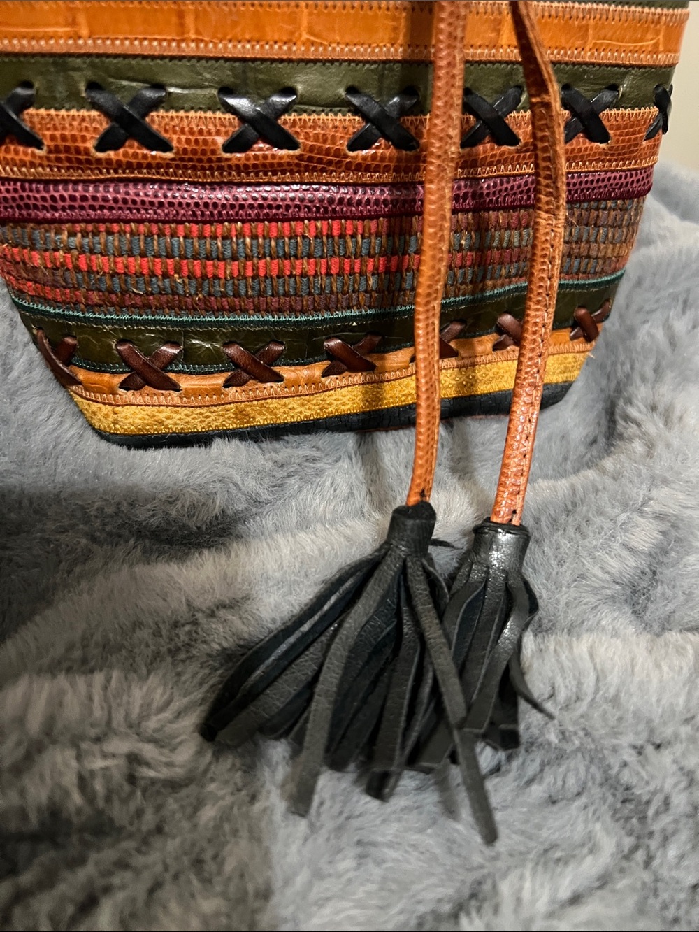 Sharif Vintage Multicolor Small Woven Leather Crossbody Bucket Bag EUC - Picture 3 of 7